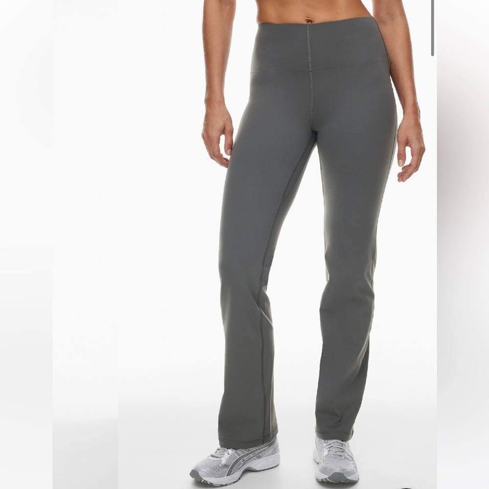 Aritzia Golden PowerSculpt™ Resilient Pant - Picture 2 of 5